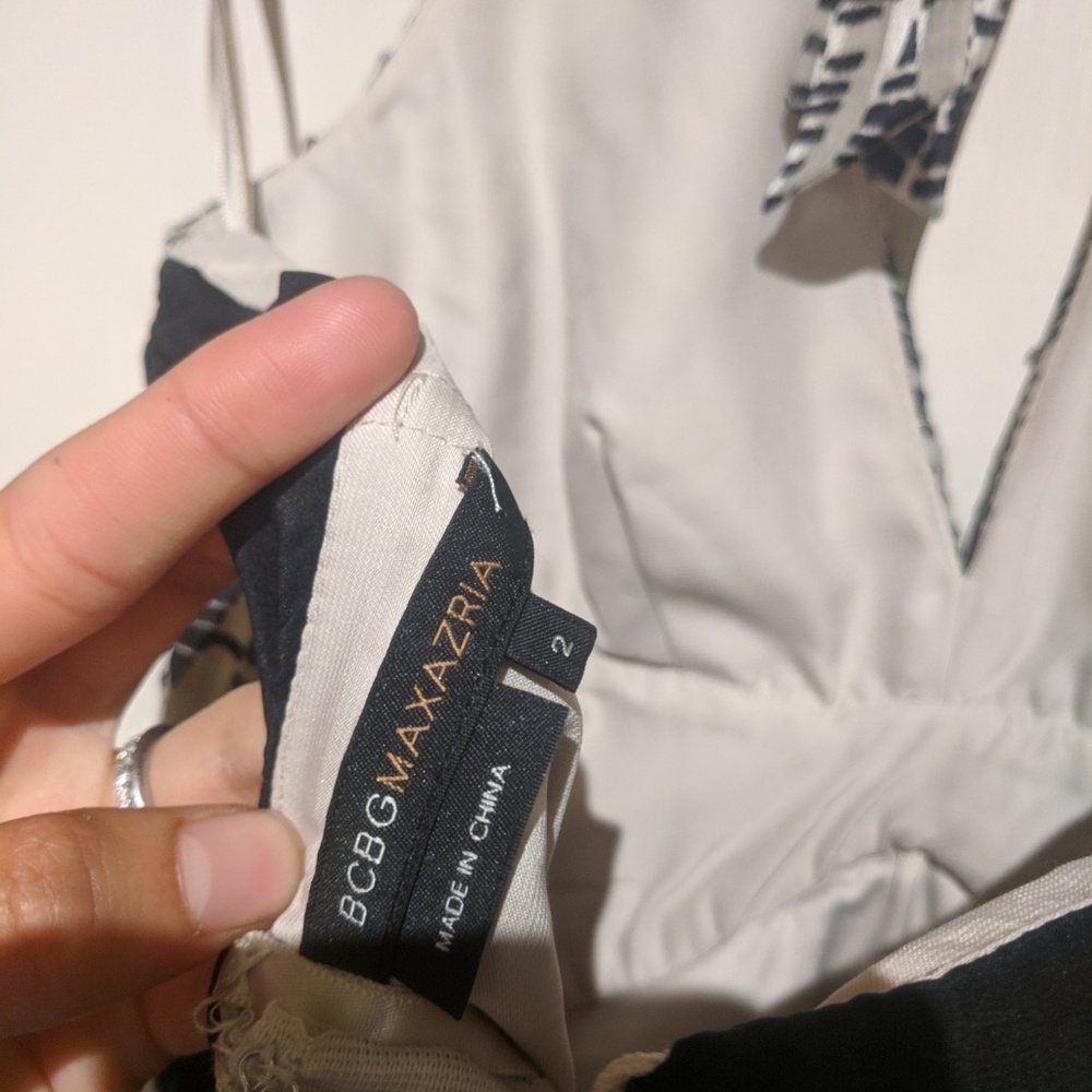 NEW BCBG MAX Azria Vapor Silk Woven Maxi Dress - Picture 6 of 8